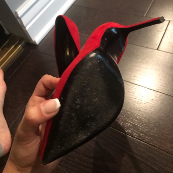Saint Laurent authentic classic red pumps - Picture 3 of 5
